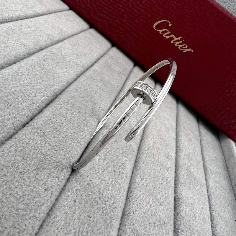 Cartier Bracelet ID:20261020-103